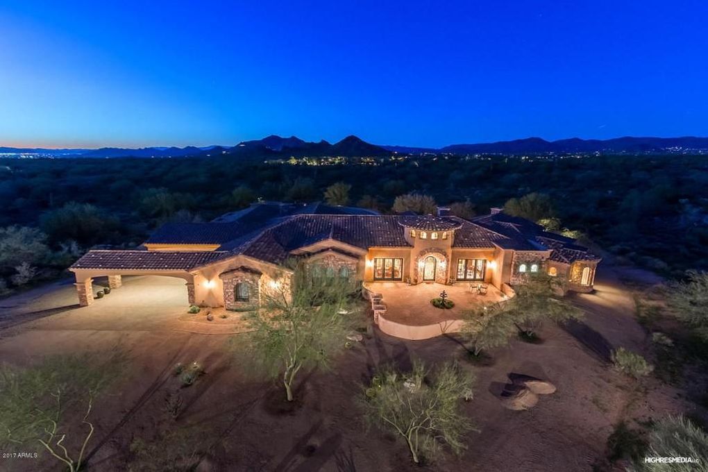 Privately-gated 4+ acres in North Scottsdale $1,999,500